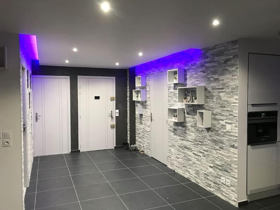 Grand Appartement Avec Vue Magnifique - Vercors - Une Experience Unique - Wifi Gratuit เกรอน็อบล์ ภายนอก รูปภาพ