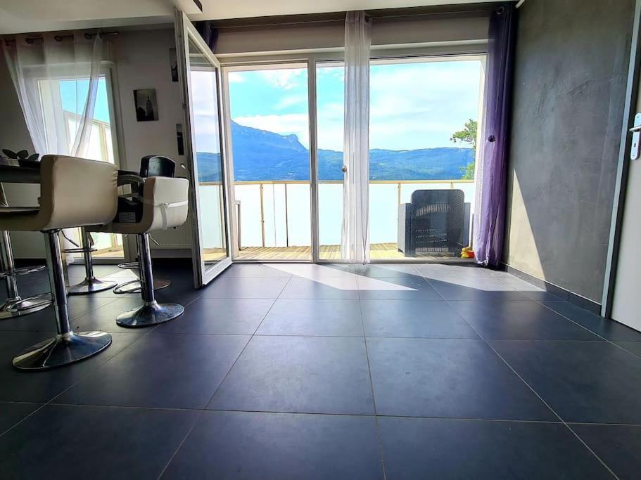 Grand Appartement Avec Vue Magnifique - Vercors - Une Experience Unique - Wifi Gratuit เกรอน็อบล์ ภายนอก รูปภาพ