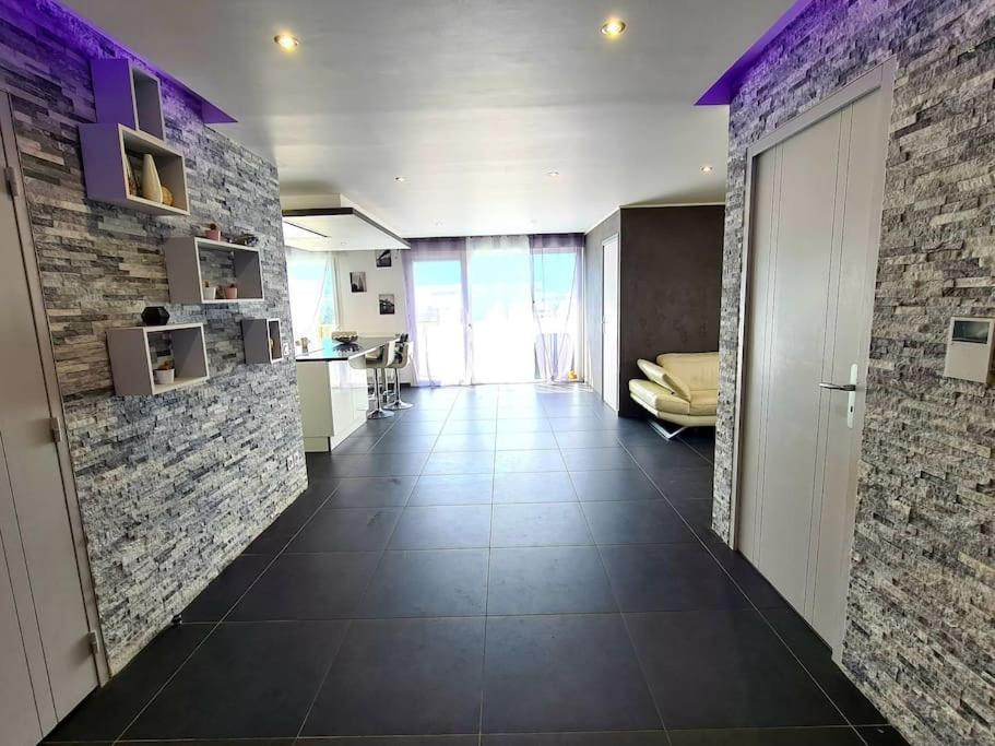 Grand Appartement Avec Vue Magnifique - Vercors - Une Experience Unique - Wifi Gratuit เกรอน็อบล์ ภายนอก รูปภาพ